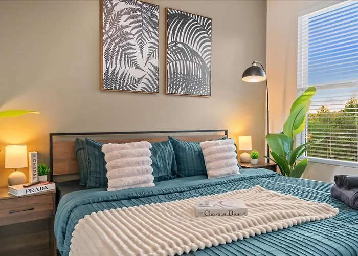 Luxurious King 3Br Townhouse Mins To Uptown Clt!